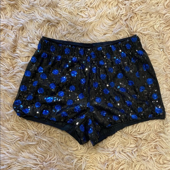 Sequin Shorts - Picture 2 of 3